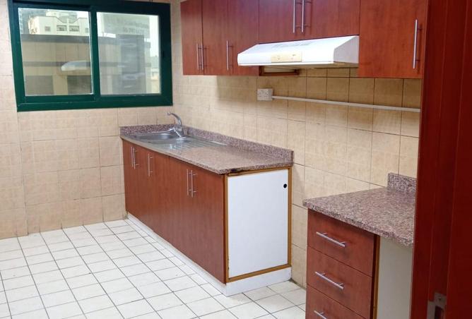 80280130 - Property Image 3