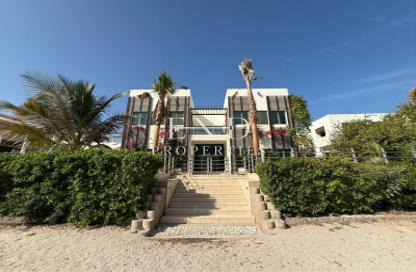Villa - 6 Bedrooms - 7 Bathrooms for rent in Signature Villas Frond P - Signature Villas - Palm Jumeirah - Dubai