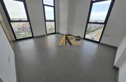 Apartment - 2 Bedrooms - 2 Bathrooms for rent in Al Mamsha - Muwaileh - Sharjah