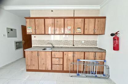 Apartment - Studio - 1 for rent in Fire Station Road - Muwaileh - Sharjah Apartment - Studio - 1 for rent in Fire Station Road - Muwaileh - Sharjah