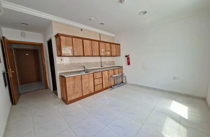 Apartment - Studio - 1 for rent in Fire Station Road - Muwaileh - Sharjah Apartment - Studio - 1 for rent in Fire Station Road - Muwaileh - Sharjah