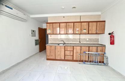 Apartment - Studio - 1 for rent in Fire Station Road - Muwaileh - Sharjah
