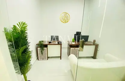 Office Space - 1 Bedroom - 1 Bathroom for rent in Red Avenue - Al Garhoud - Dubai