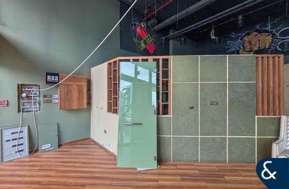 Retail - Studio for sale in SOL Bay - Business Bay - Dubai