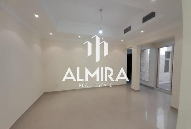 100857443 - Property Image 2