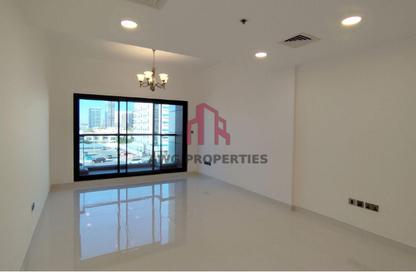 Apartment - 1 Bedroom - 2 Bathrooms for rent in Trio Building - Al Barsha 1 - Al Barsha - Dubai