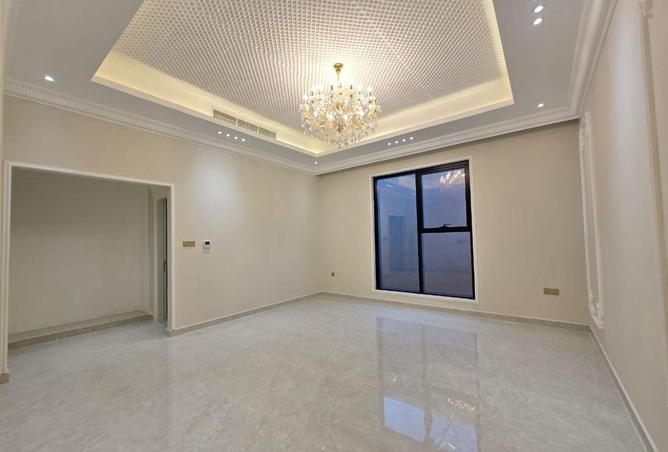 99542354 - Property Image 2