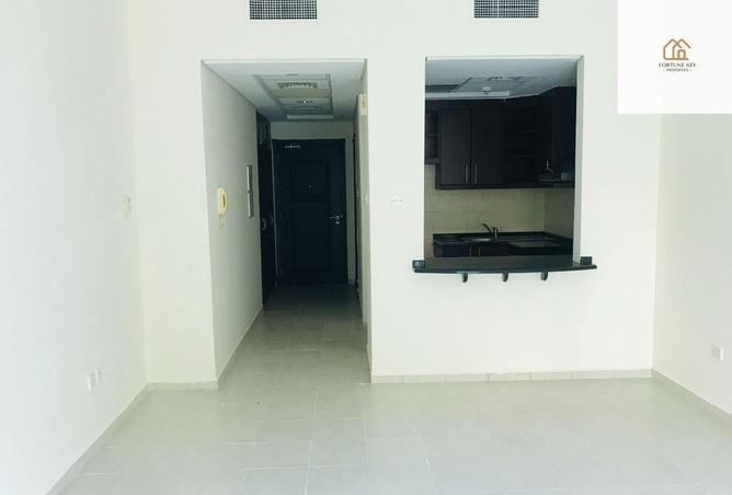 106833614 - Property Main Image
