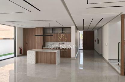 Villa - 5 - 6 for sale in The Pulse Villas - The Pulse - Residential District - Dubai South (Dubai World Central) - Dubai Villa - 5 - 6 for sale in The Pulse Villas - The Pulse - Residential District - Dubai South (Dubai World Central) - Dubai