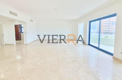 Apartment - 3 Bedrooms - 4 Bathrooms for rent in Cornich Al Khalidiya - Al Khalidiya - Abu Dhabi