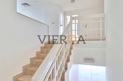 Apartment - 3 Bedrooms - 4 Bathrooms for rent in Cornich Al Khalidiya - Al Khalidiya - Abu Dhabi