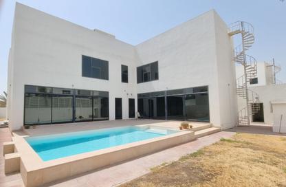 Villa - 5 Bedrooms - 7 Bathrooms for rent in Nad Al Sheba 4 - Nad Al Sheba - Dubai Villa - 5 Bedrooms - 7 Bathrooms for rent in Nad Al Sheba 4 - Nad Al Sheba - Dubai