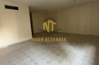 Apartment - 2 - 2 for rent in Al Soor - Al Qasimia - Sharjah
