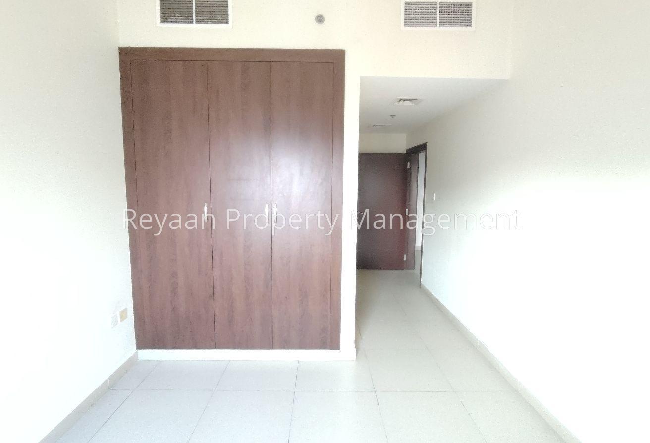 Lavish 2BHK Apartment with All Facilities photo 7