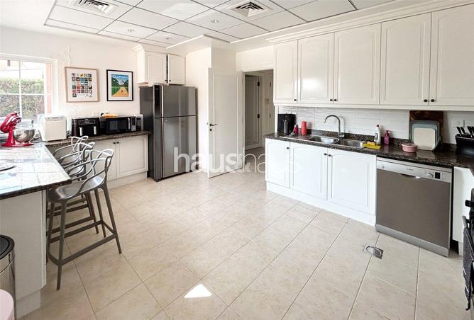 85301989 - Property Image 2