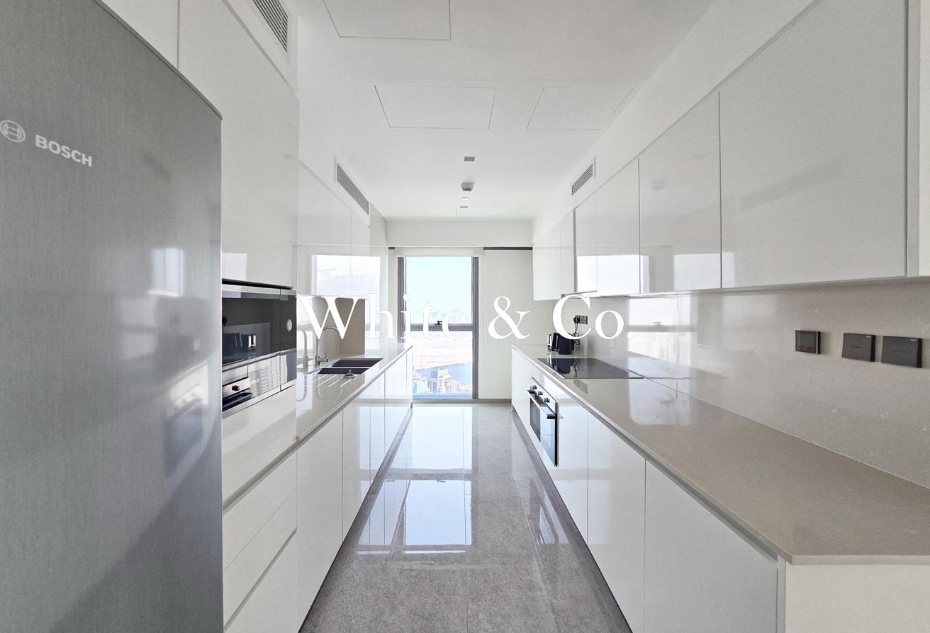 3 BEDROOM | BURJ VIEW | LUXURY UNIT photo 5