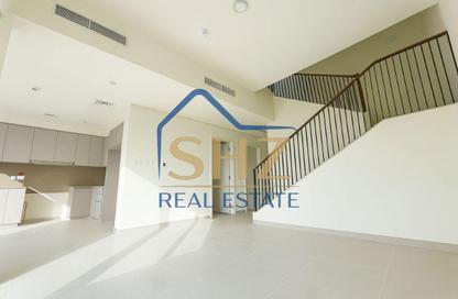 Townhouse - 4 - 4 for sale in Greenviews 2 - Emaar South - Dubai South (Dubai World Central) - Dubai Townhouse - 4 - 4 for sale in Greenviews 2 - Emaar South - Dubai South (Dubai World Central) - Dubai
