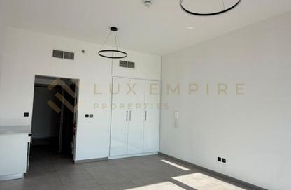 Apartment - Studio - 1 for rent in V2 - Dubai Sports City - Dubai