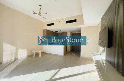 Apartment - 1 Bedroom - 2 Bathrooms for rent in Laya Heights - Dubai Studio City - Dubai Apartment - 1 Bedroom - 2 Bathrooms for rent in Laya Heights - Dubai Studio City - Dubai