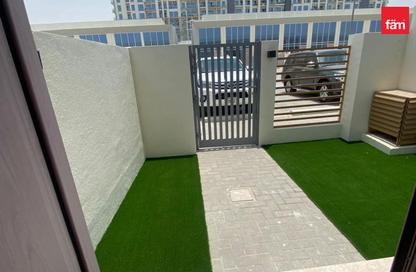 Townhouse - 1 - 2 for rent in Rukan 3 - Rukan - Dubai