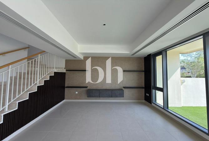 76973246 - Property Image 3