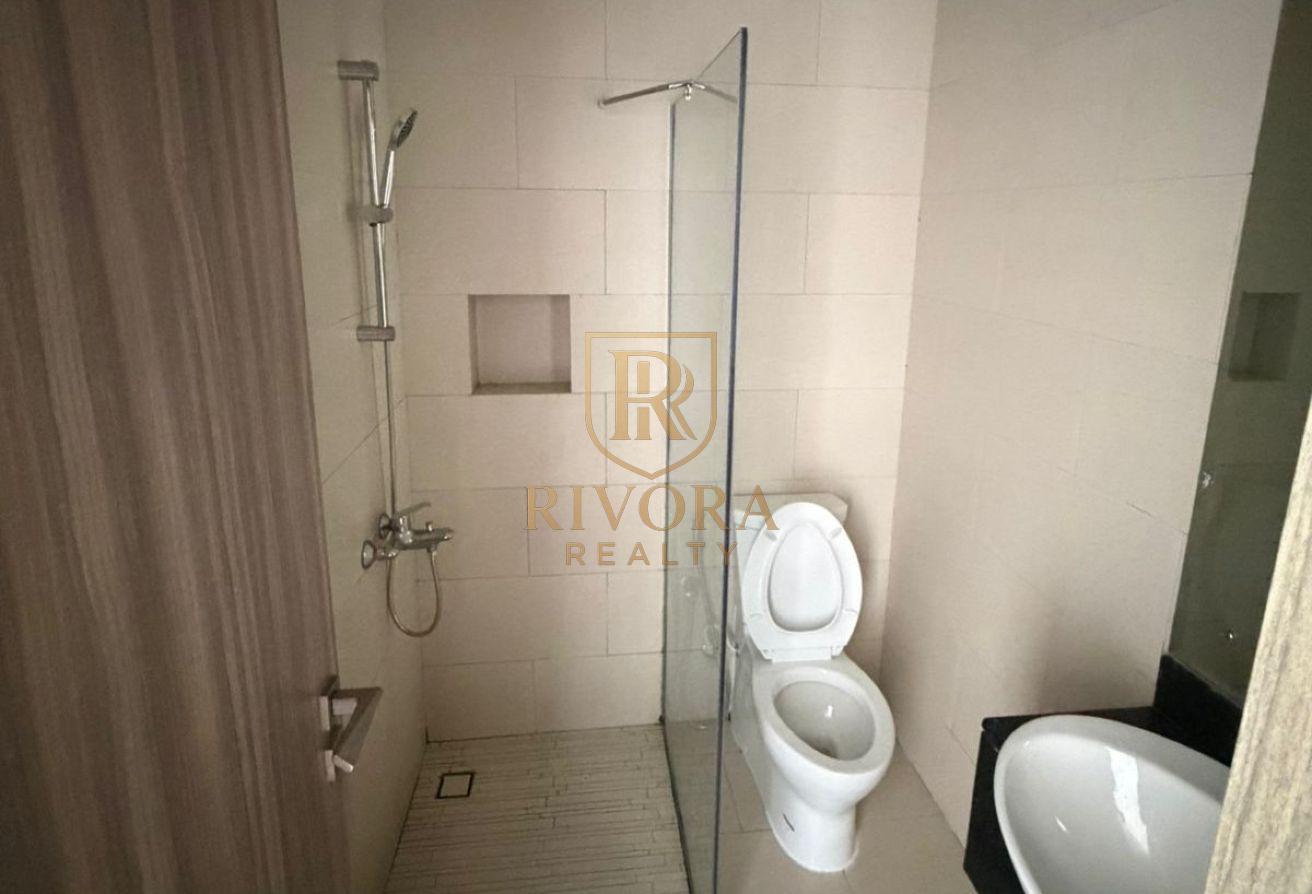 1 BHK I CLOSE TO METRO I PRIME LOCATION photo 11