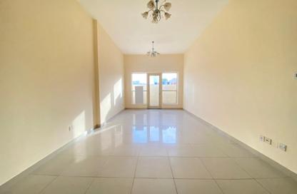Apartment - 2 - 3 for rent in Dana Tower - District 12 - Jumeirah Village Circle - Dubai