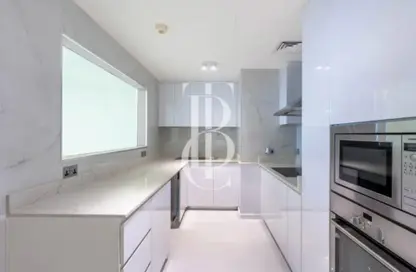 شقة - 2 غرف نوم - 3 حمامات للايجار في مرجان 3 - مرجان - جميرا بيتش ريزيدنس - دبي