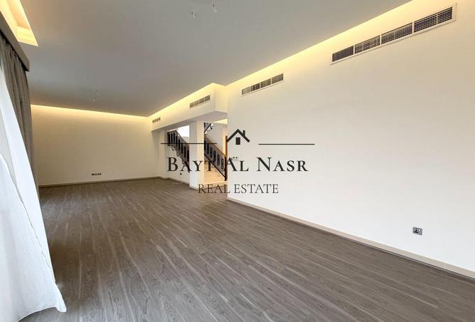 76965760 - Property Image 2