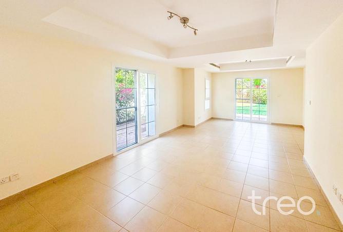 77387810 - Property Image 3