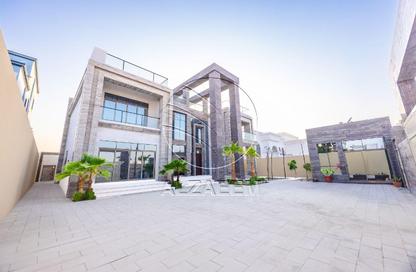 Villa - 7+ Bedrooms - 7+ Bathrooms for rent in Madinat Al Riyad - Abu Dhabi