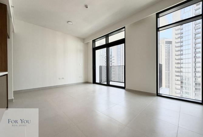 HIGH FLOOR | THE BEST LAYOUT | BRAND NEW photo 2