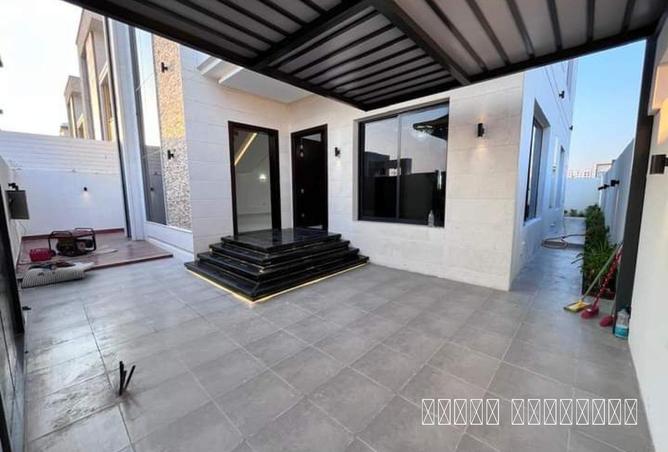 74234079 - Property Image 2