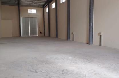 Warehouse - Studio for rent in Umm Al Thuoob - Umm Al Quwain