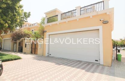 Villa - 4 Bedrooms - 6 Bathrooms for rent in Legacy Nova Villas - District 9 - Jumeirah Park - Dubai