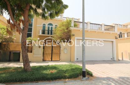 Villa - 4 Bedrooms - 6 Bathrooms for rent in Legacy Nova Villas - District 9 - Jumeirah Park - Dubai
