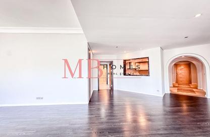 Apartment - 3 Bedrooms - 4 Bathrooms for rent in Al Tamr - Shoreline Apartments - Palm Jumeirah - Dubai