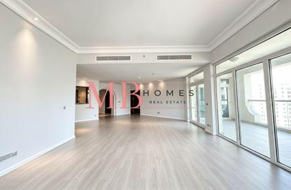 Apartment - 3 Bedrooms - 4 Bathrooms for rent in Al Tamr - Shoreline Apartments - Palm Jumeirah - Dubai