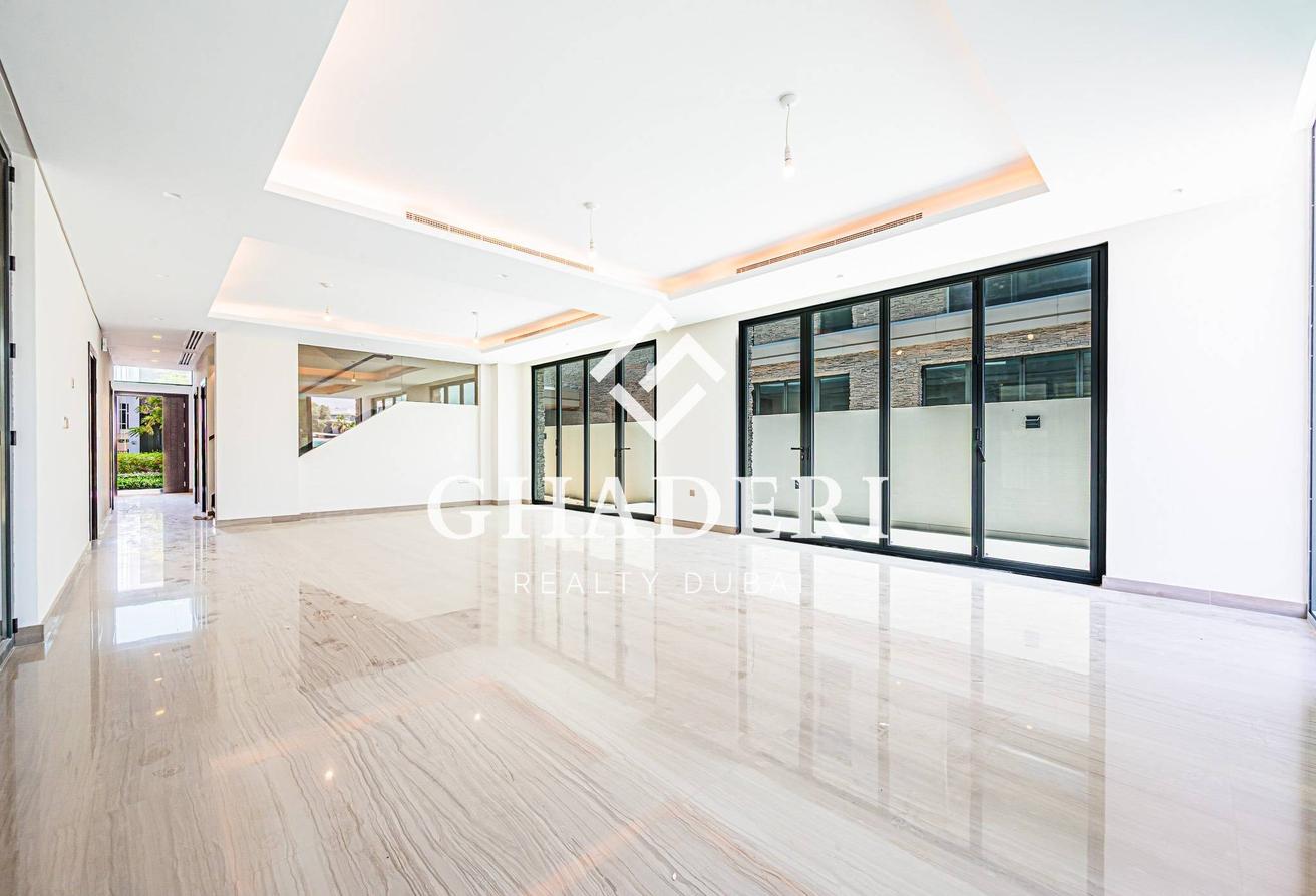 New Super Large Villa | Golf View | Viewing Today photo 5