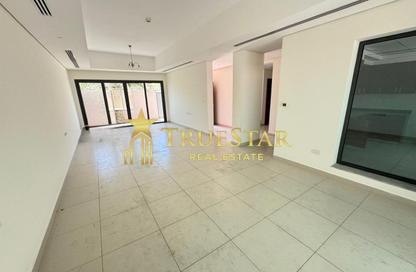 Villa - 4 Bedrooms - 5 Bathrooms for rent in Jumeirah 2 Villas - Jumeirah 2 - Jumeirah - Dubai