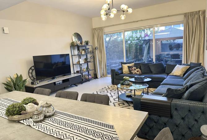 121998446 - Property Main Image