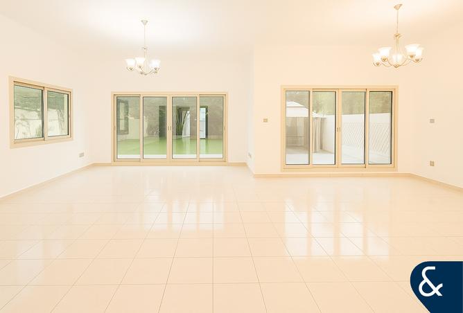 126571968 - Property Main Image