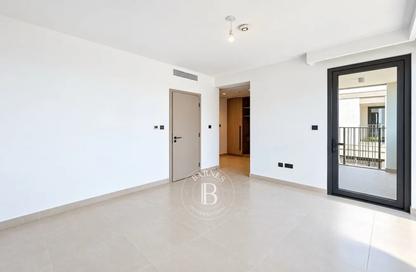 Villa - 4 - 5 for rent in Aura Gardens - Tilal Al Ghaf - Dubai