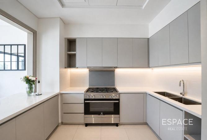 112747212 - Property Image 2