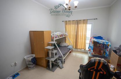 Apartment - 2 Bedrooms - 2 Bathrooms for rent in Mazaya 31 - Queue Point - Liwan - Dubai Land - Dubai