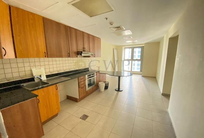 92693573 - Property Image 2