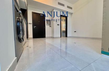 Apartment - Studio - 1 Bathroom for rent in Al Jaddaf - Dubai