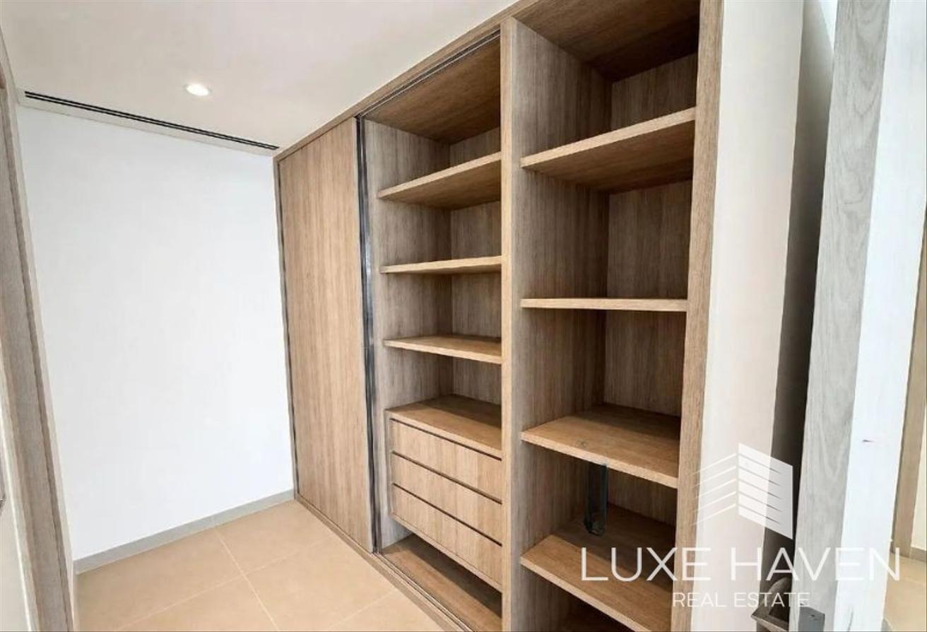 Exclusive Luxurious Villa | Large Layout photo 14