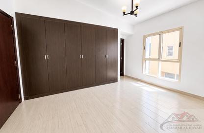 Apartment - 2 - 3 for rent in Muweileh Community - Muwaileh Commercial - Sharjah Apartment - 2 - 3 for rent in Muweileh Community - Muwaileh Commercial - Sharjah