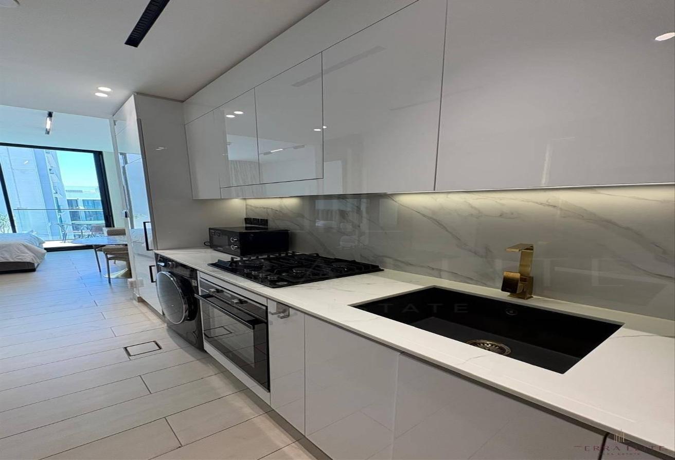 Spacious Studio for Rent | Prime JVC Location photo 7